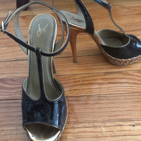 Shoes - Picture 3 of 3